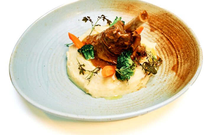 LAMB SHANK - MOZAT